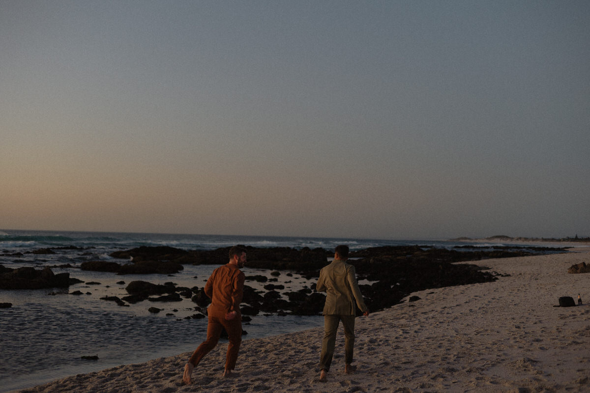 sunset couples photoshoot